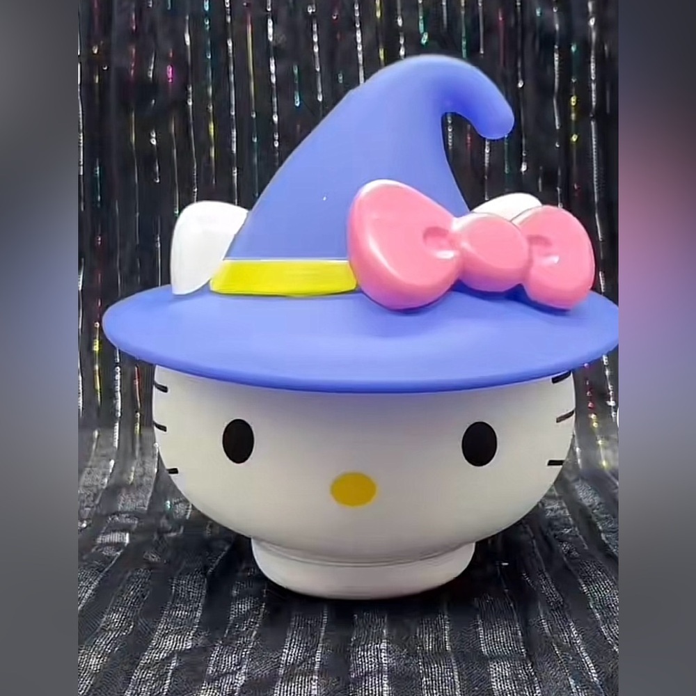🩷🩷BRAND NEW HELLO KITTY SUPPER CUTE CERAMIC REED DIFFUSER🩷🩷